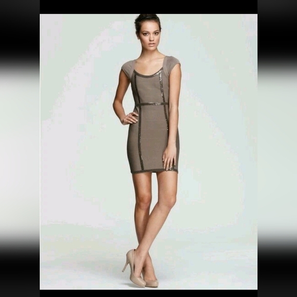 Guess Taupe Bodycon Bandage Fit Mini Dress Elegant with Sequin Accents Sz M Y2K - Picture 15 of 16
